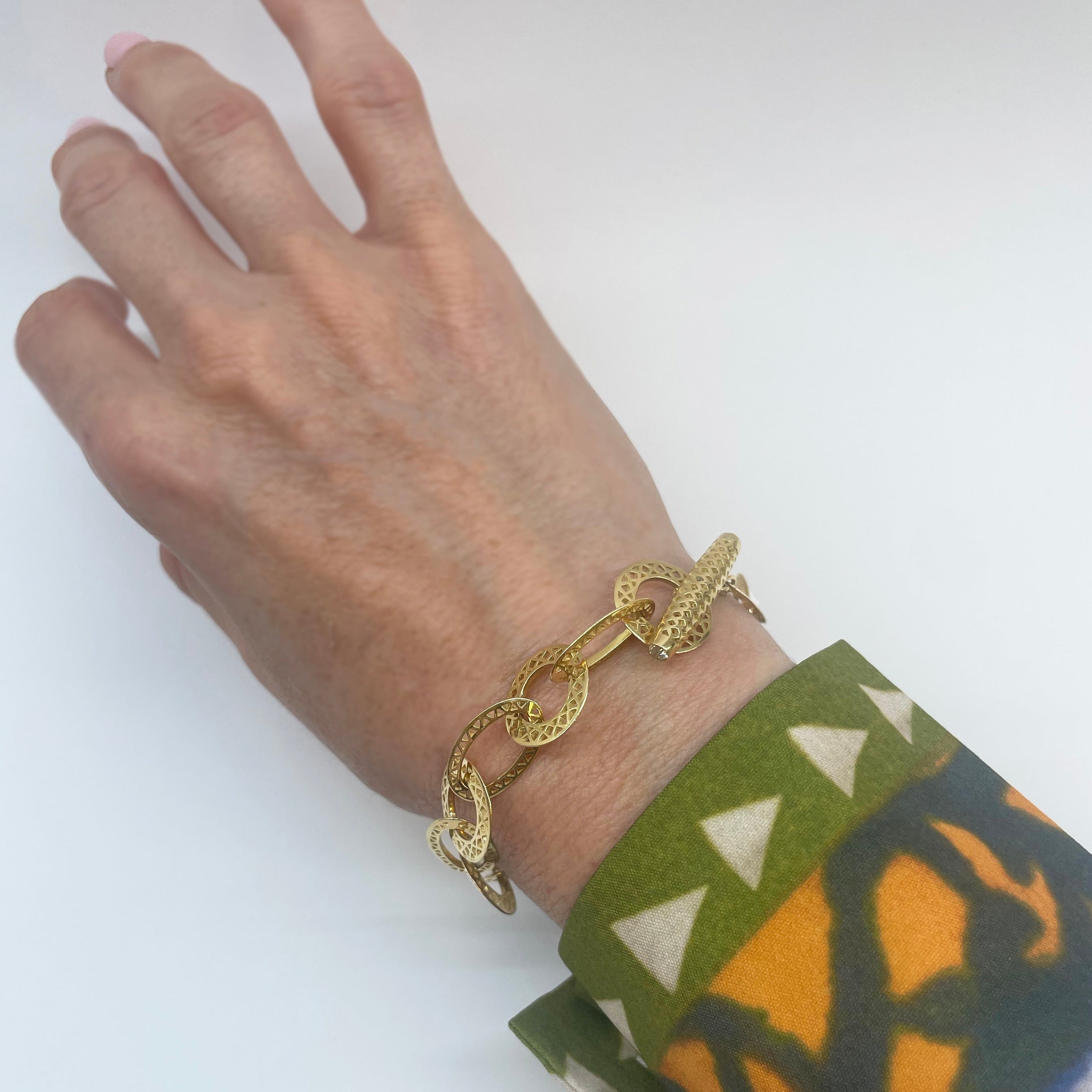 Circle Link Crownwork® Bracelet