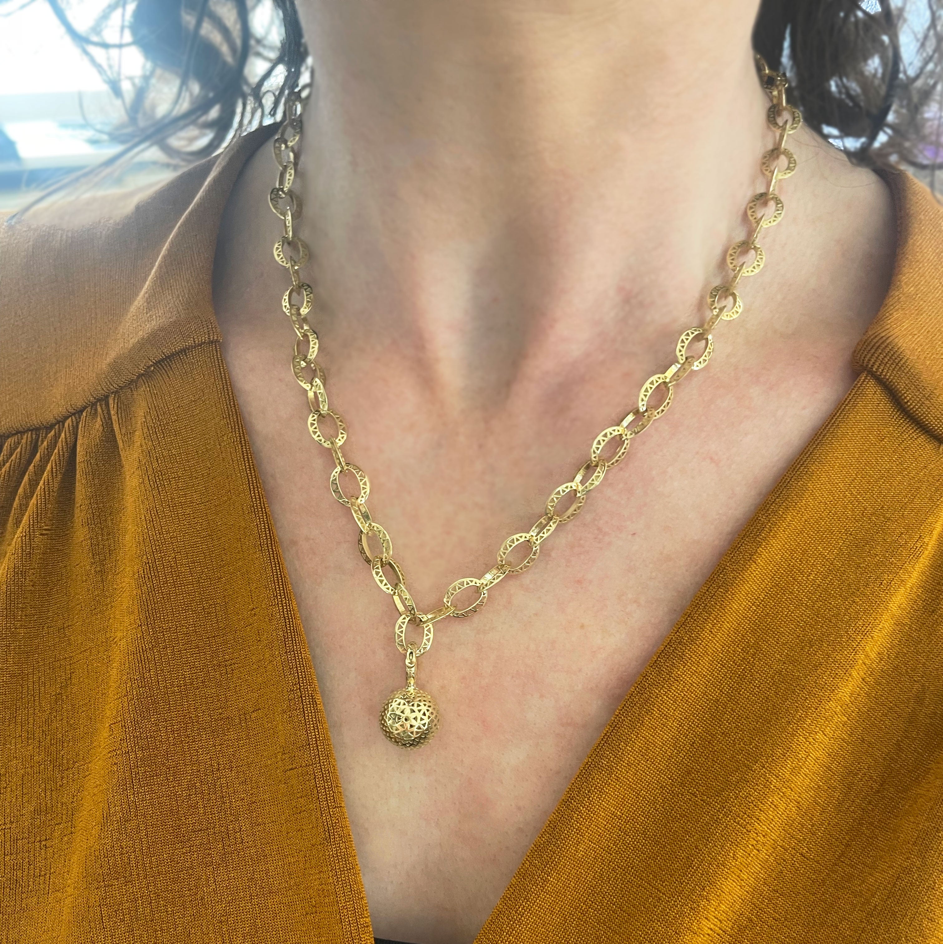 Crownwork® Ball Pendant