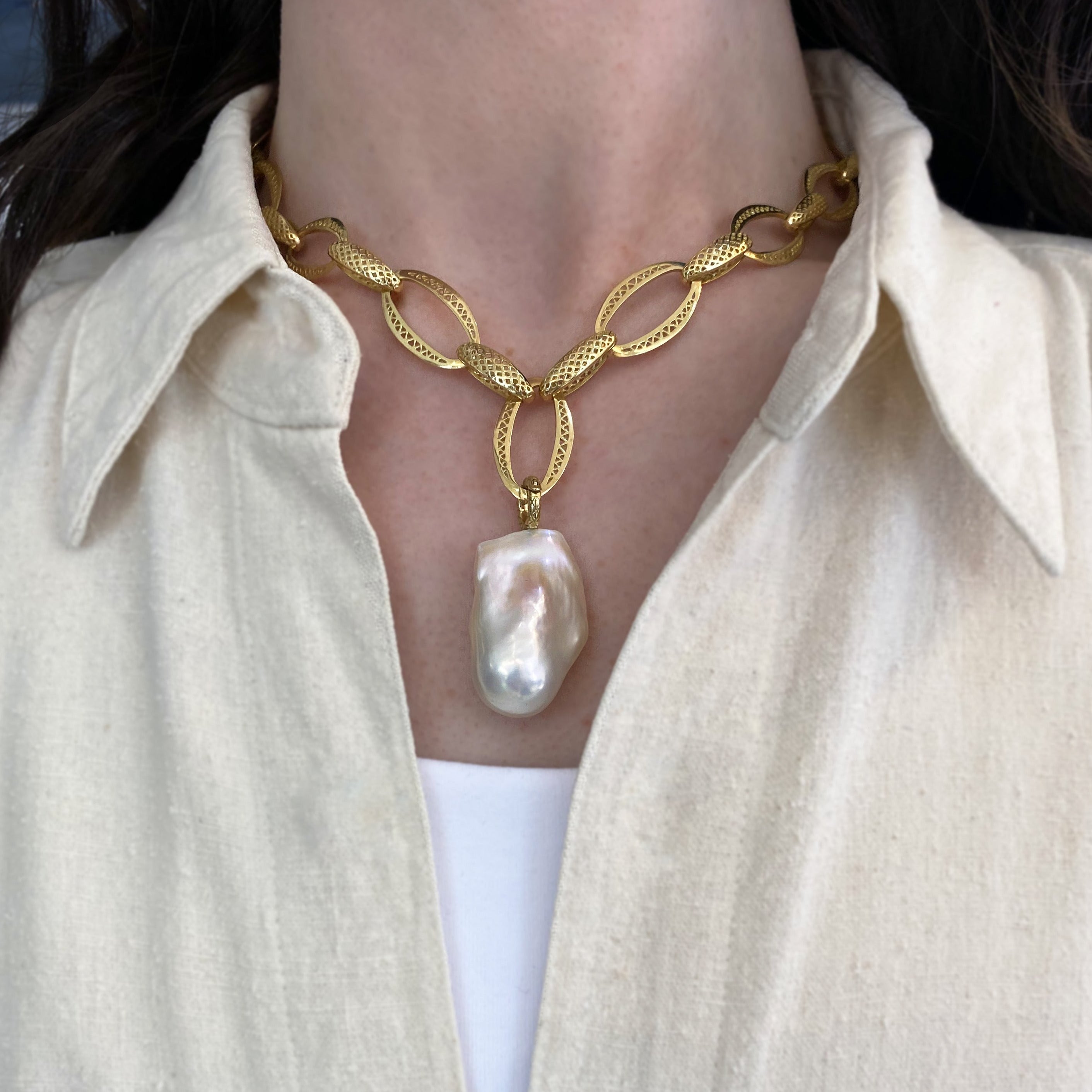 Baroque Pearl Pendant