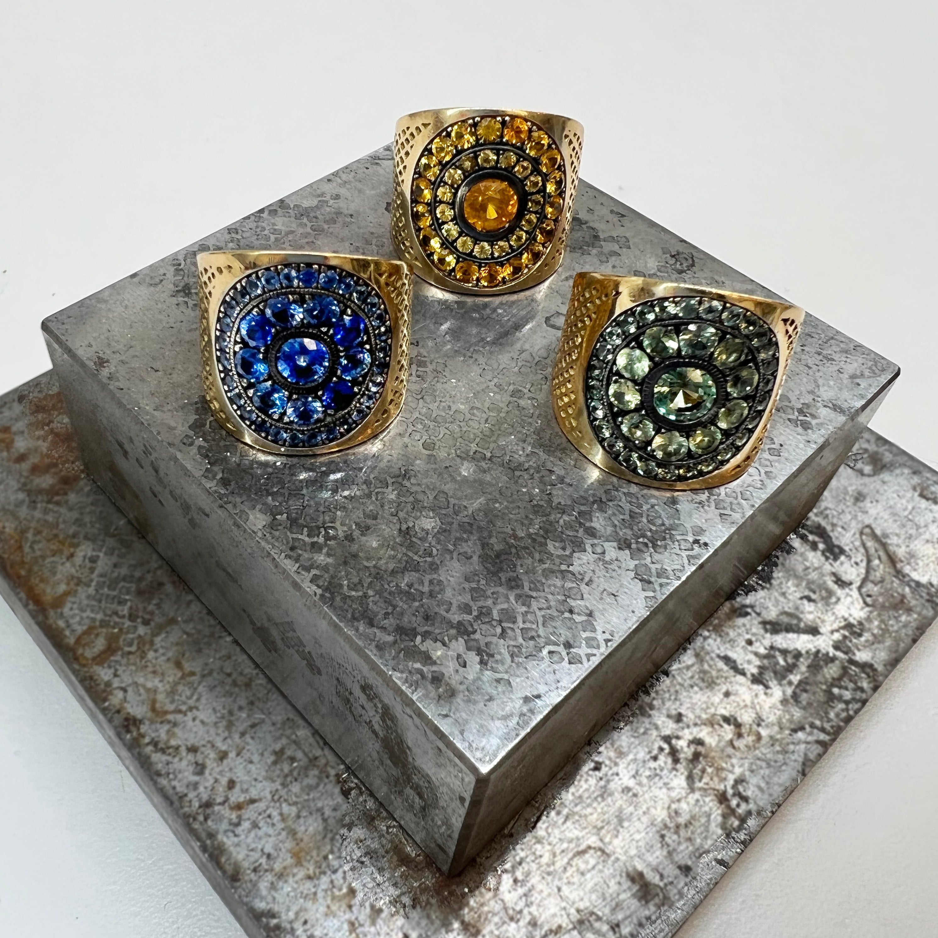 Light Orange Sapphire Cigar Band