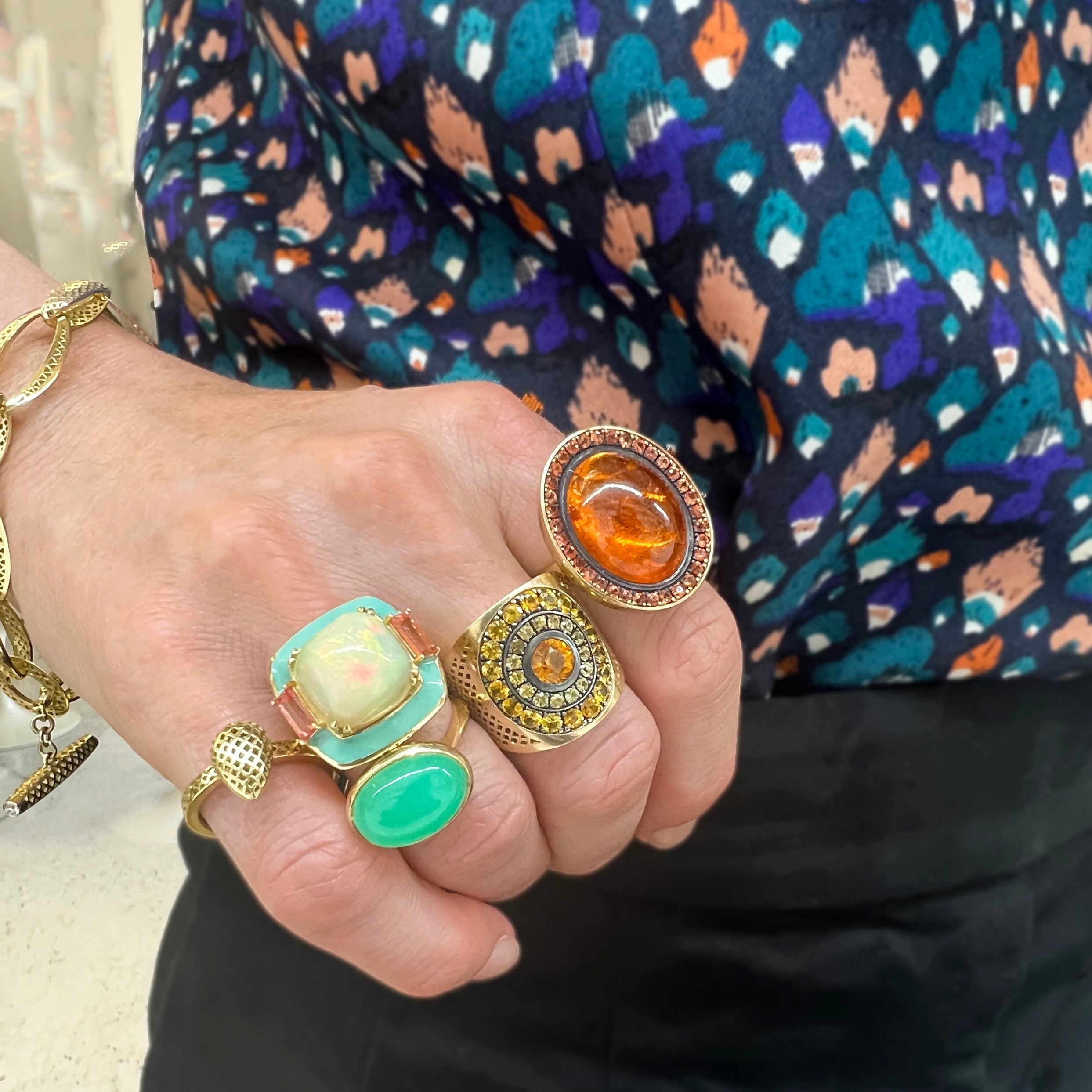Light Orange Sapphire Cigar Band