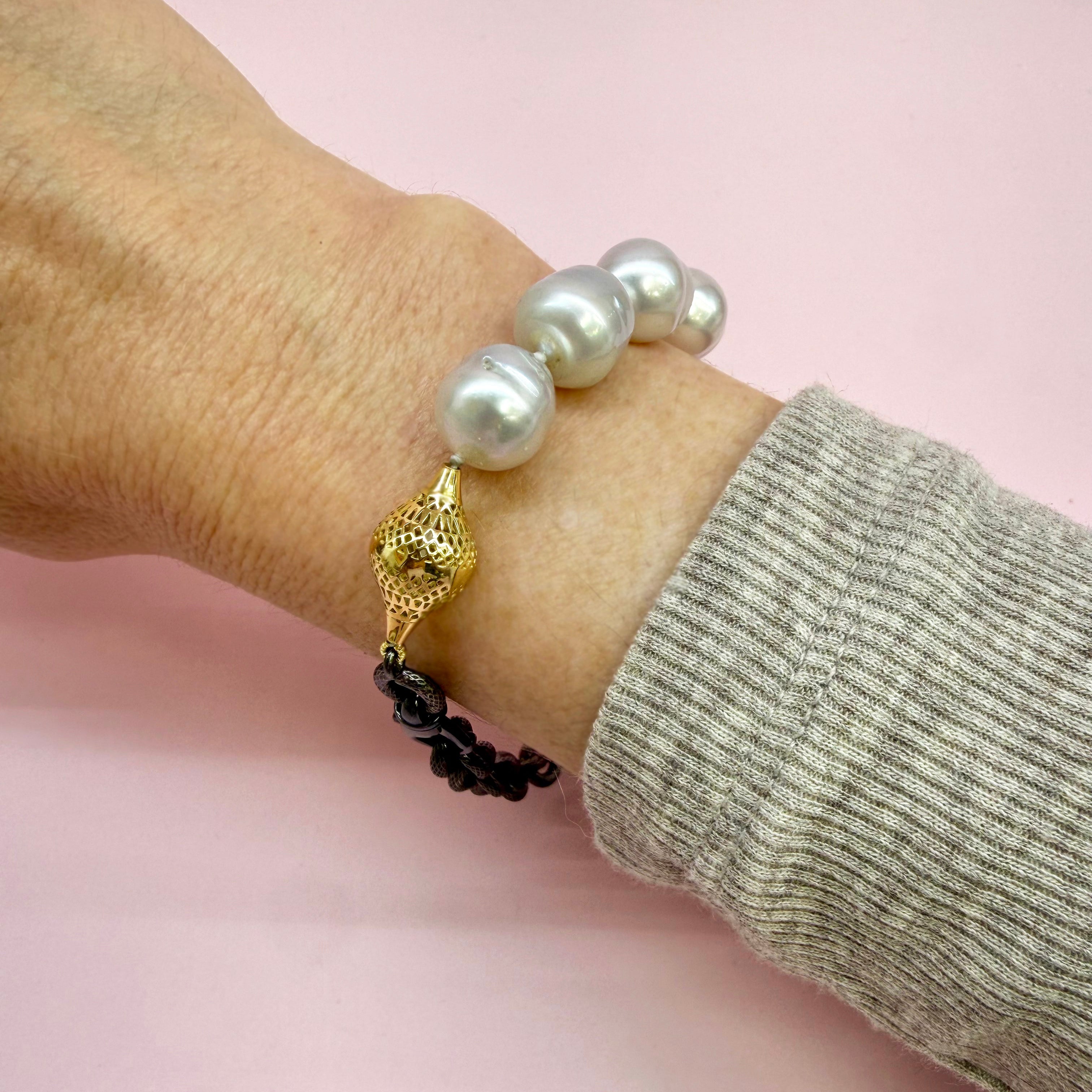 Oxidized Silver Bracelet 18K Gold Crownwork® & South Sea Pearl