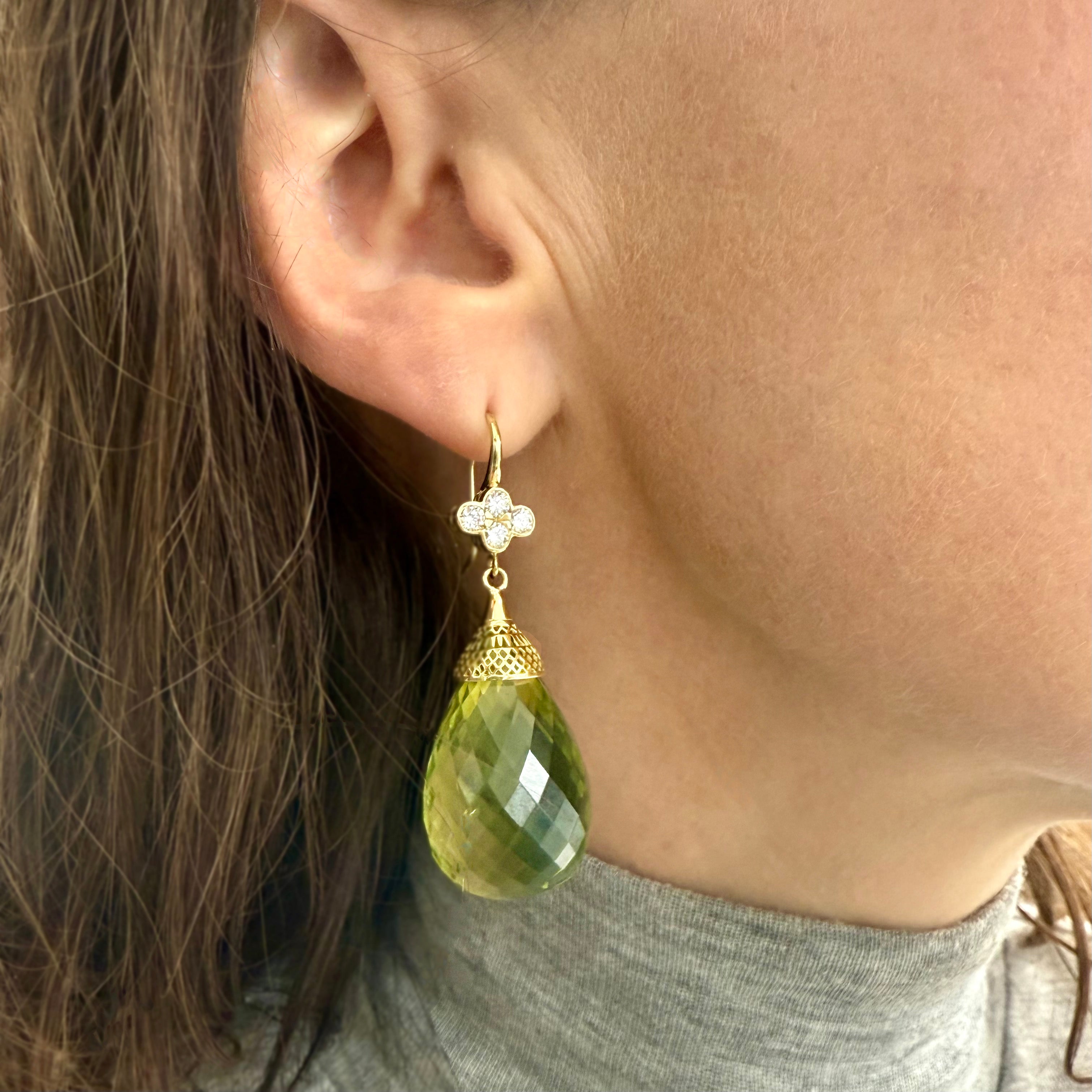 Faceted Green Amber with Diamond Clover Tops