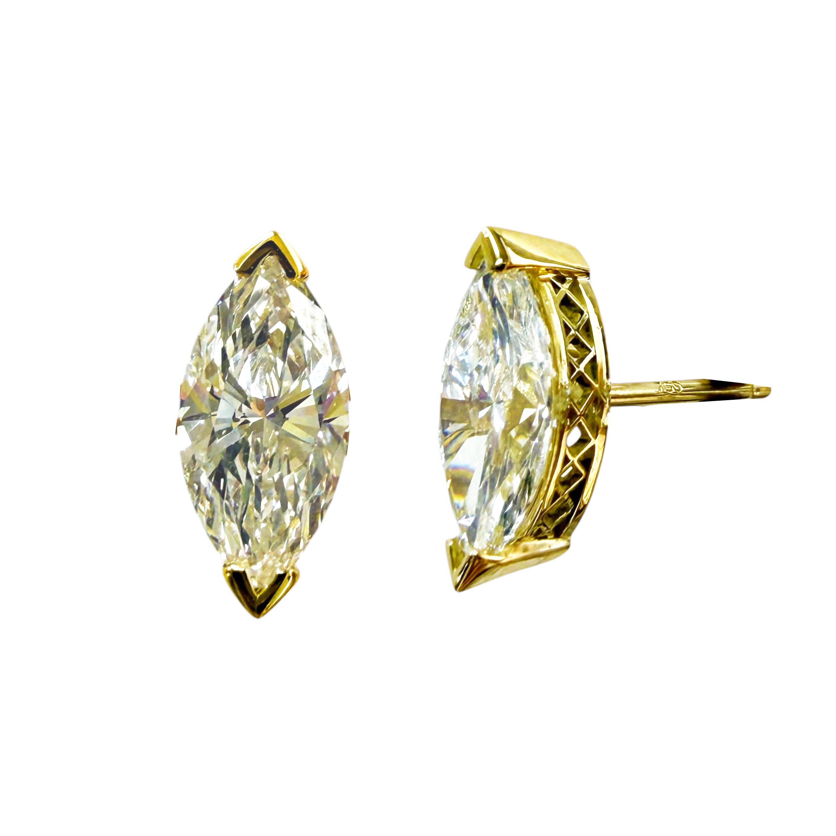 18K Yellow Gold Crownwork® Marquise Diamond Stud Earrings