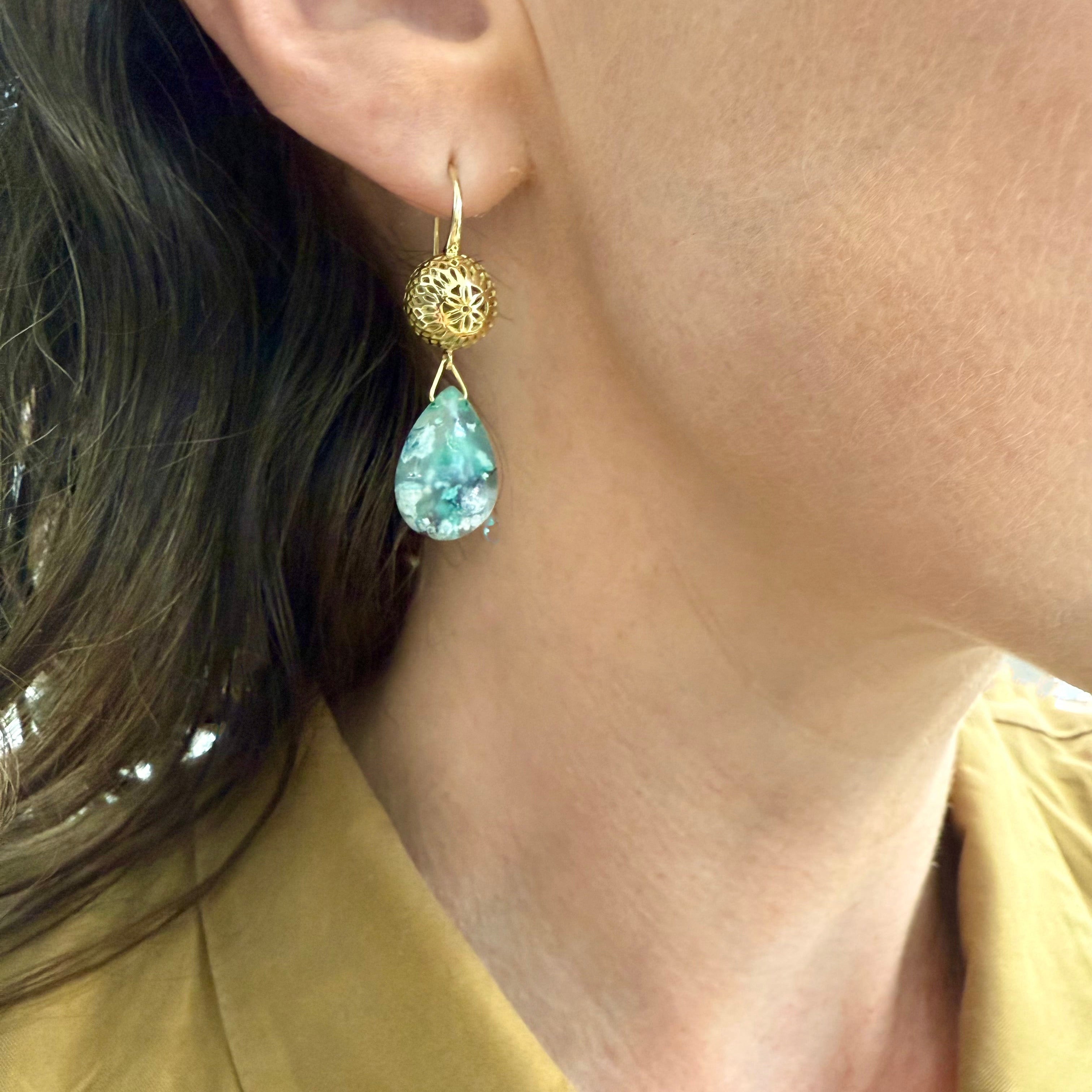 18K Yellow Gold Crownwork® Ball Earrings with Aquadite™ Drops