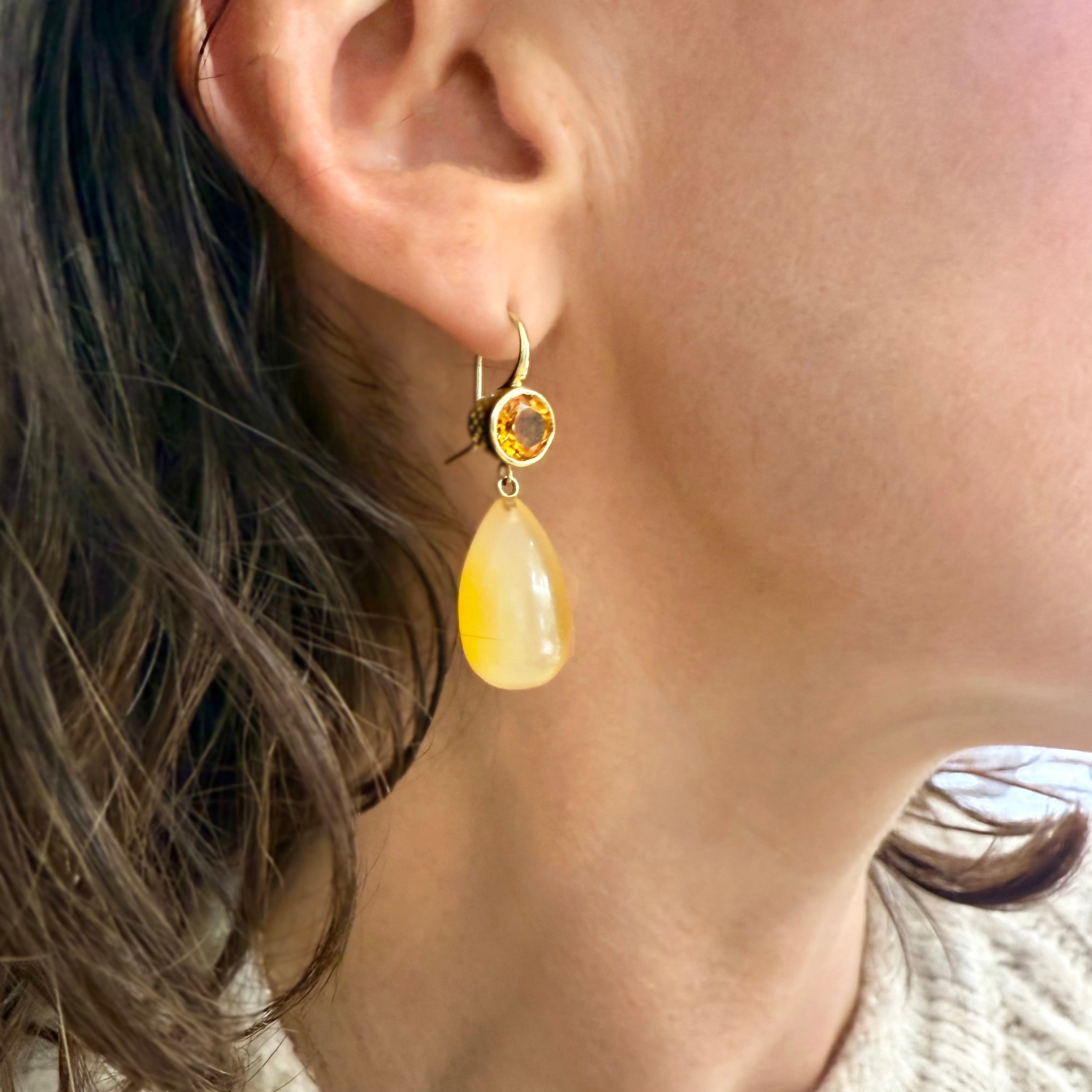 18K Yellow Gold Crownwork® Citrine and Carnelian Earrings