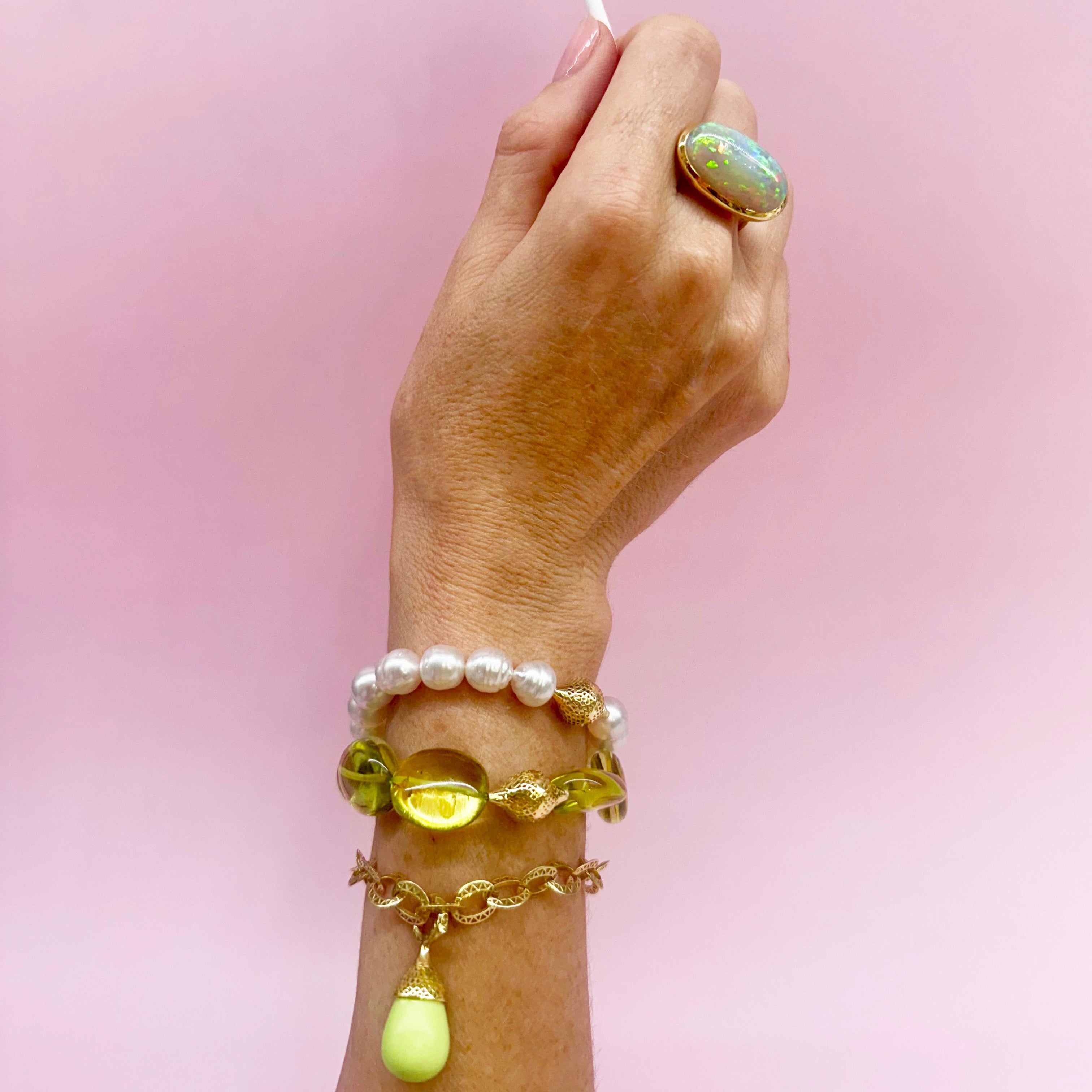 Ridged South Sea Pearl Stretch Bracelet