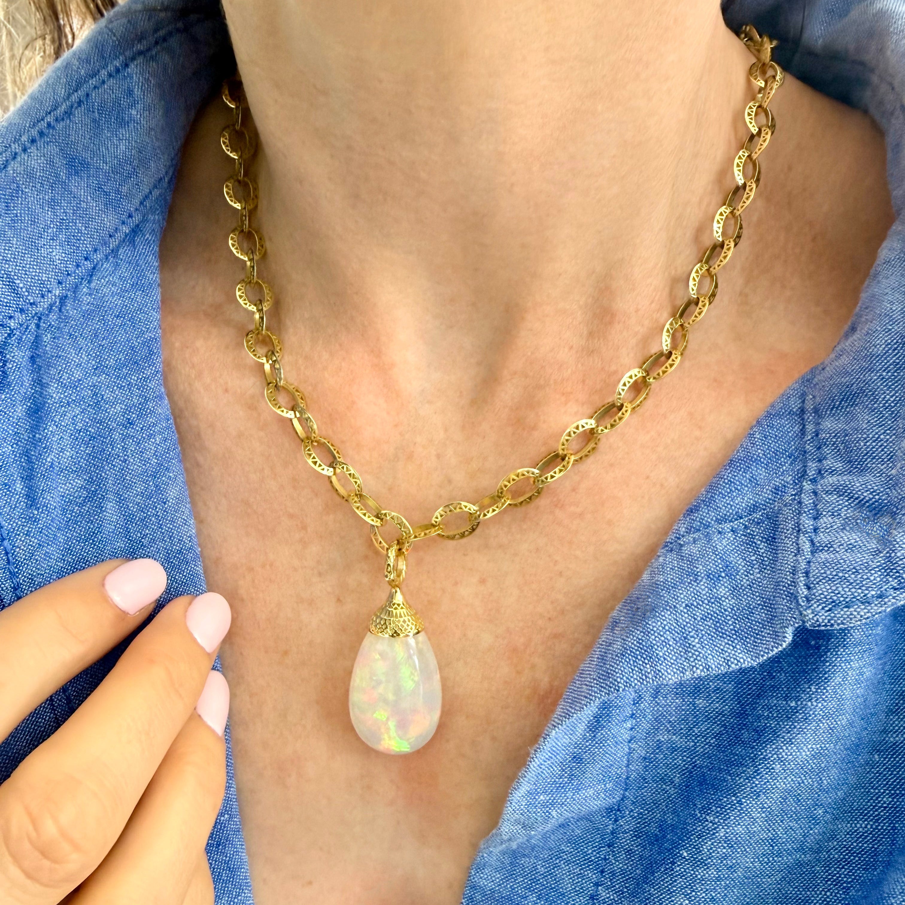 Ethiopian Opal Crownwork® Finial Pendant 18K Gold