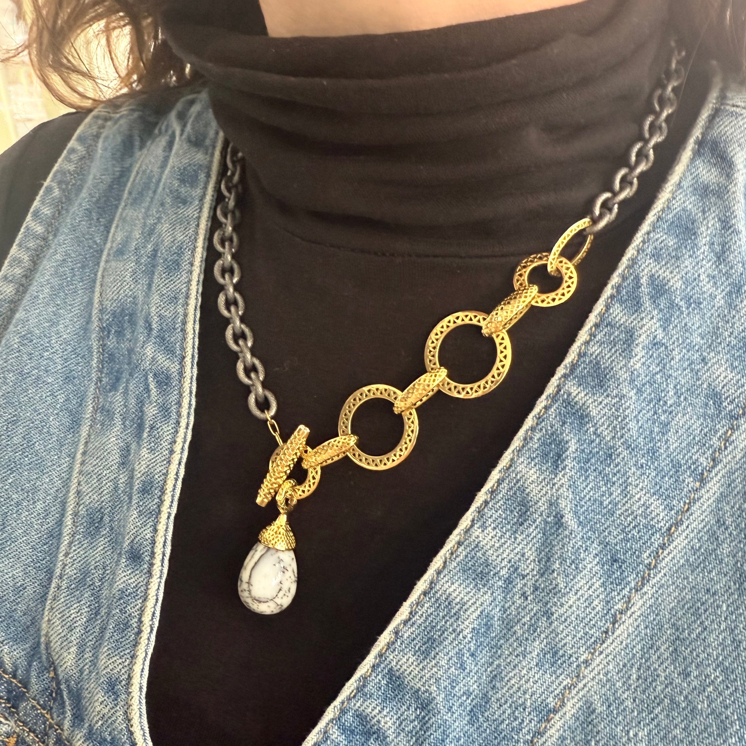 18K Yellow Gold Crownwork® Pendant with Dendritic Opal Drop