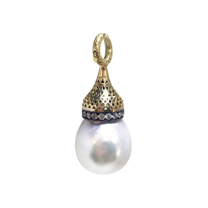 Crownwork® Finial Capped Pearl Pendant with Diamonds