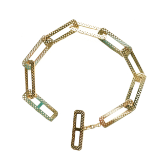 this is a rectangle crownwork link bracelet with diamond toggle