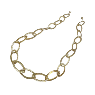 This is a photo of an oval crownwork link cable chain necklace