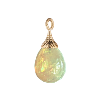 This is a photo that shows what this ethipian opal pendant on a simple bale