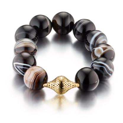 This is a product shot of an Italian banded agate stretch bracelet